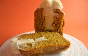 Goodies by Anna: Pumpkin Muffins With Vanilla Bean Cream Cheese Frosting