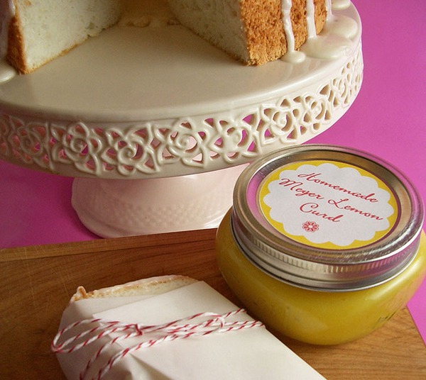 Goodies by Anna: Lemon Angel Food Cake With Fresh Meyer Lemon Curd