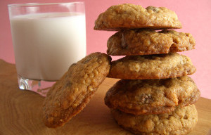 Goodies by Anna: Raisinet Cookies
