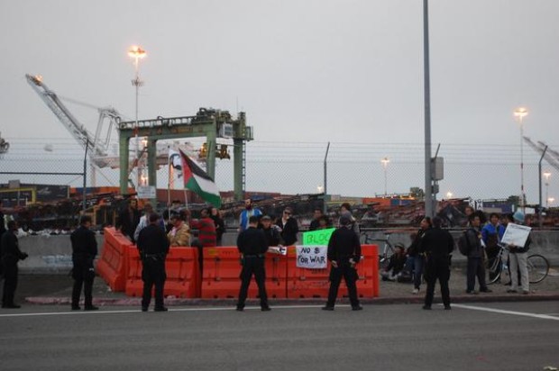 Ship Blocked From Departing Port of Oakland By Protesters Departs Only to Return Hours Later